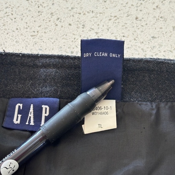 Gap Wool Mini Skirt Sz 8 Charcoal Gray Snap Down Front Pockets Classic Clueless - Picture 7 of 9